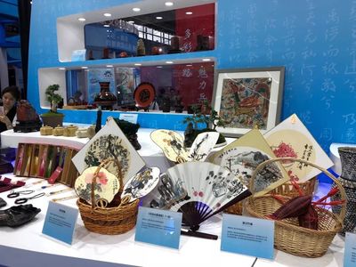 光谷創(chuàng)業(yè)咖啡閃耀登場深圳文博會(huì)，創(chuàng)新孵化助力文化產(chǎn)業(yè)騰飛